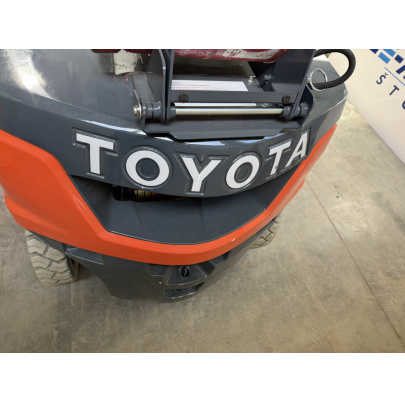 Toyota Gas Gabelstapler 8FGF20